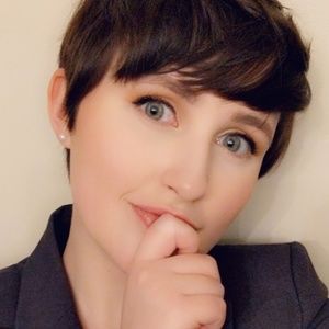 Meet your Posher, Carrollynn